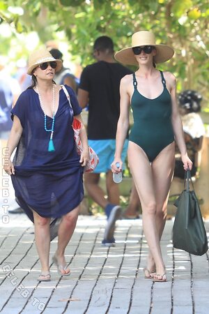 Anne Vyalitsyna Nude Leaked Photo #101