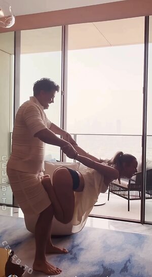 Annemarie Carpendale Nude Leaked Photo #18