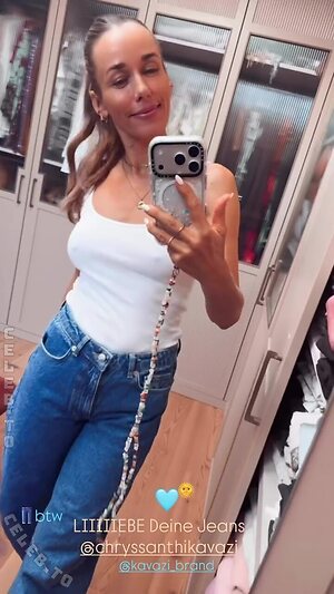 Annemarie Carpendale Nude Leaked Photo #21