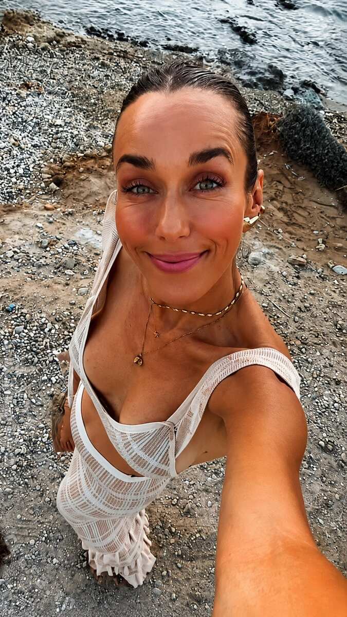 Annemarie Carpendale photo