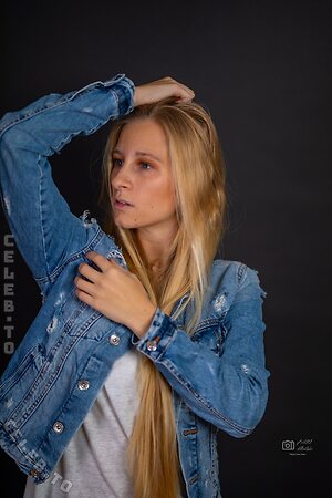 Annesophie Linn photo