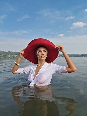 Anneth Dmitrieva leaked photo #86
