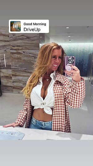 Annette Warburton leaked photo #27