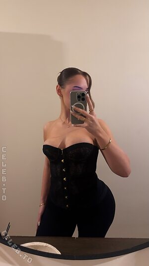 Annetthr Nude Leaked Photo #5