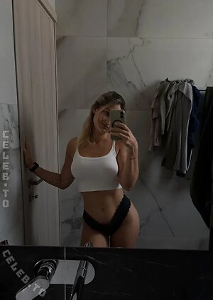 Anni Henz photo