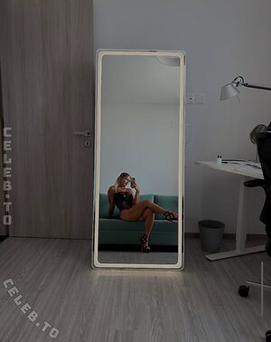Anni Henz photo