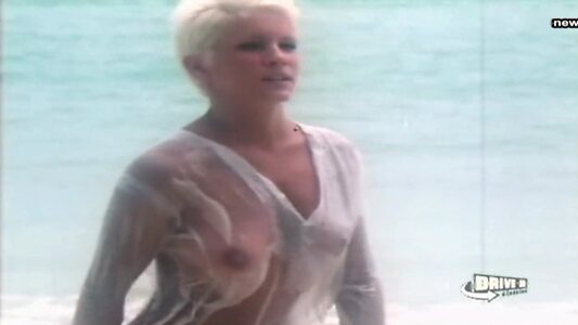 Annie Belle leaked photo #109