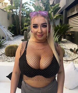 Annie S Nude Leaked Photo #33