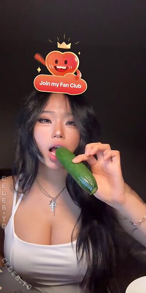 Annie Zheng Nude Leaked Photo #97