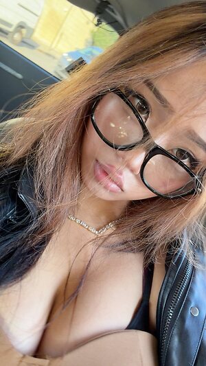 Annie Zheng