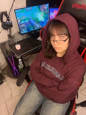 Annie ❀˖° leaked photo #35