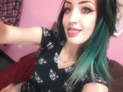 Annie_Abrahms leaked photo #5