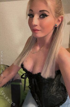 Annika_mlleer Nude Leaked Photo #2