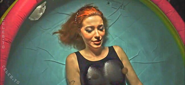 AnniTheDuck Nude Leaked Photo #16