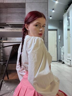 anni.vibe Nude Leaked Photo #9