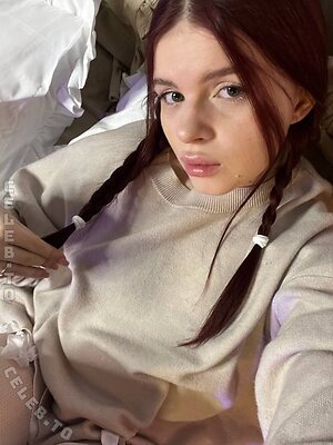 anni.vibe Nude Leaked Photo #38