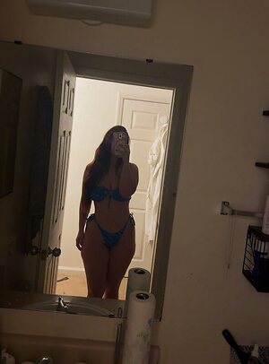 AnnMariemiller leaked photo #2