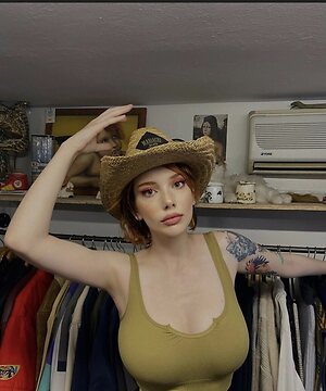 Antheaelty leaked photo #5