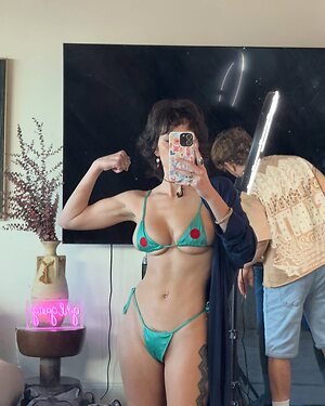 Anuhea Nihipali leaked photo #26