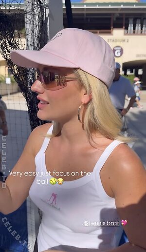 Anuschka van Lent Nude Leaked Photo #6