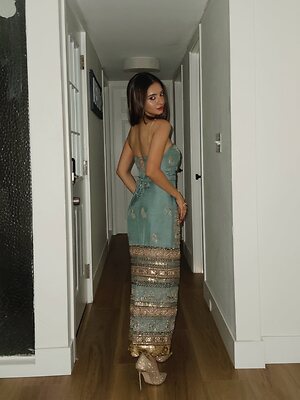 Anushka Sen leaked photo #19