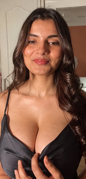 Anveshi Jain leaked photo #37