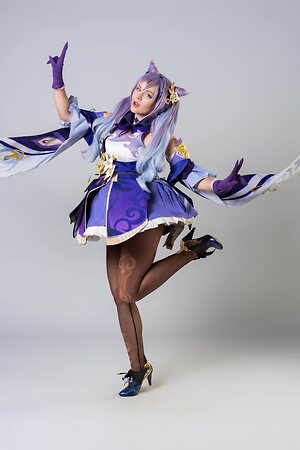 Anya Ichios leaked photo #5