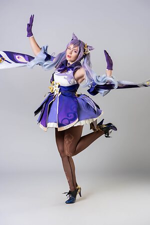 Anya Ichios leaked photo #6