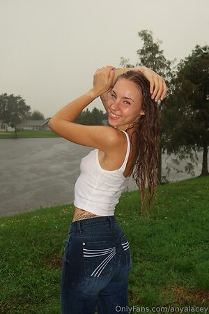 Anya Matusevich leaked photo #58