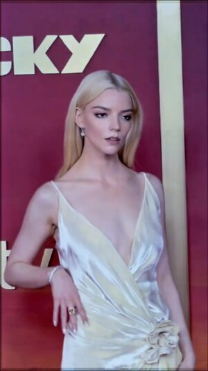 Anya Taylor-Joy collection leaked photo #6