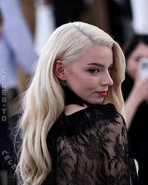 Anya Taylor-Joy leaked photo #105