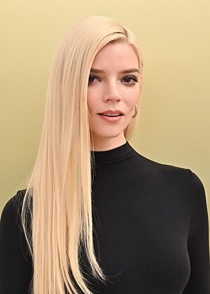 Anya Taylor-Joy leaked photo #121