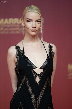 Anya Taylor-Joy leaked photo #220