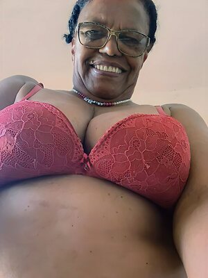 Aparecida Euripeda leaked photo #2