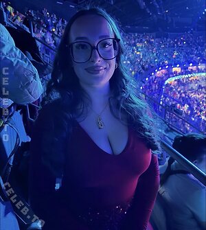 apr.allegra Nude Leaked Photo #26