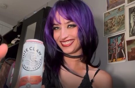 Aprilburps leaked photo #3