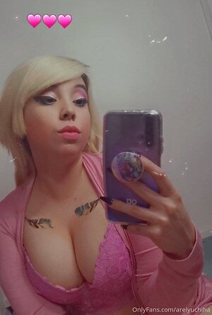Arely Uchiha leaked photo #5