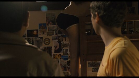 Ari Graynor Nude Leaked Photo #12
