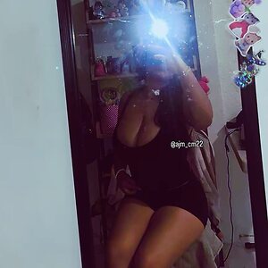 Ari Mar leaked photo #5