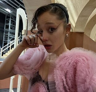 Ariana Grande leaked photo #44