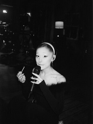 Ariana Grande leaked photo #54
