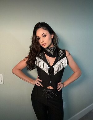 Ariana Marie Arianamarie leaked photo #196