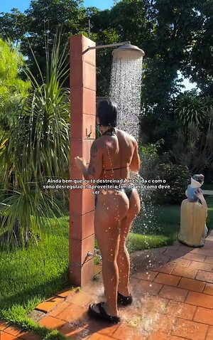 Ariane Araújo leaked photo #2