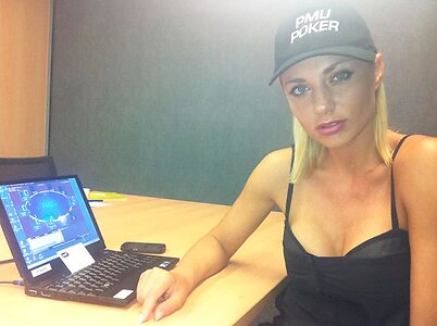 Ariane Brodier leaked photo #13