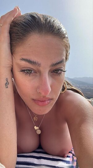 Ariannmusic leaked photo #7