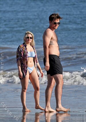 Ariel Winter Nude Leaked Photo #26