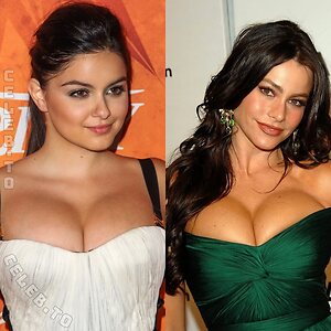 Ariel Winter Nude Leaked Photo #38