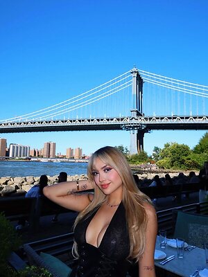 AriGameplays leaked photo #7