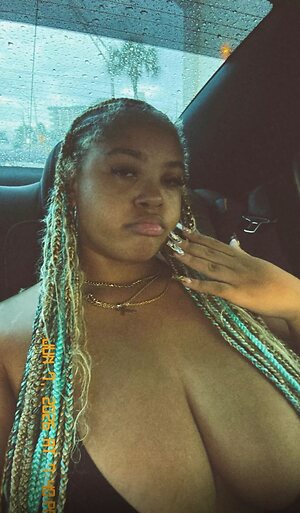 ariii2raww Nude Leaked Photo #4