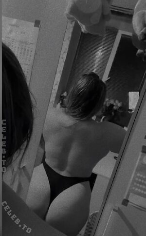 Artemova Kate Nude Leaked Photo #35